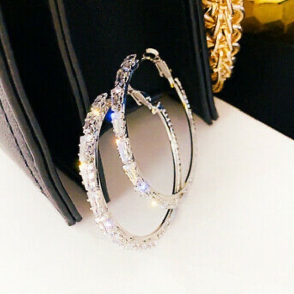 NEW Sterling Silver Beautiful Hoop Earrings - Picture 2 of 14